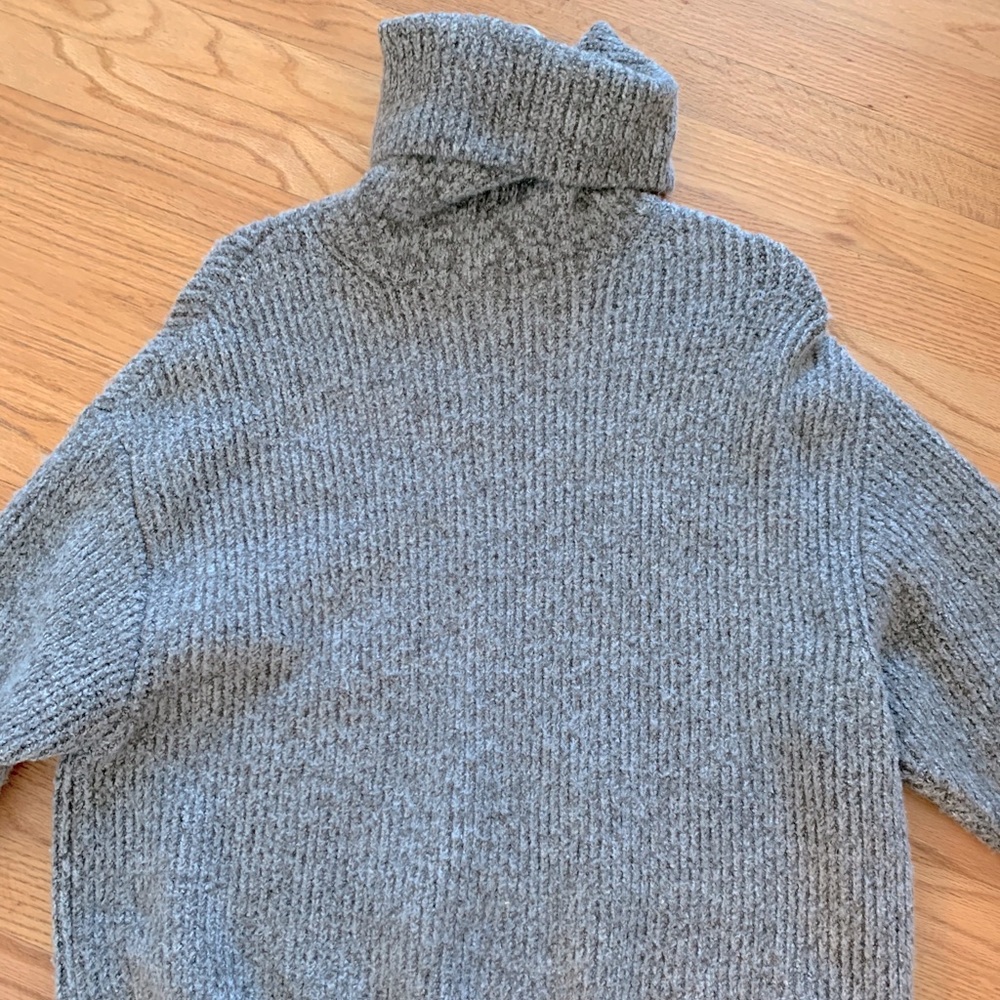 ZARA Knit Sweater